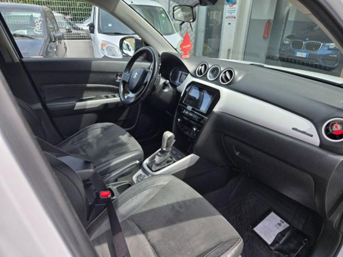 Suzuki Vitara 1.6 DDiS 4WD AllGrip V-Top (10)