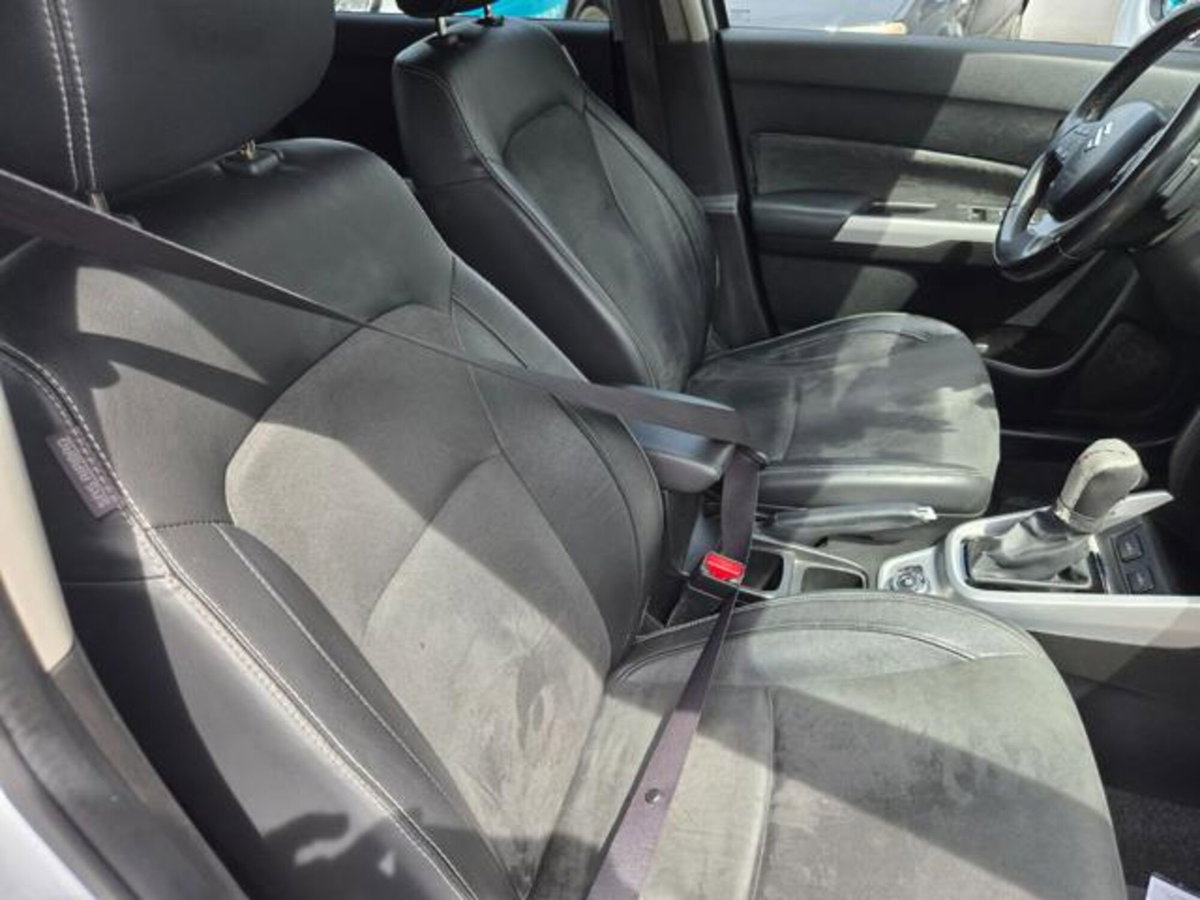 Suzuki Vitara 1.6 DDiS 4WD AllGrip V-Top (16)