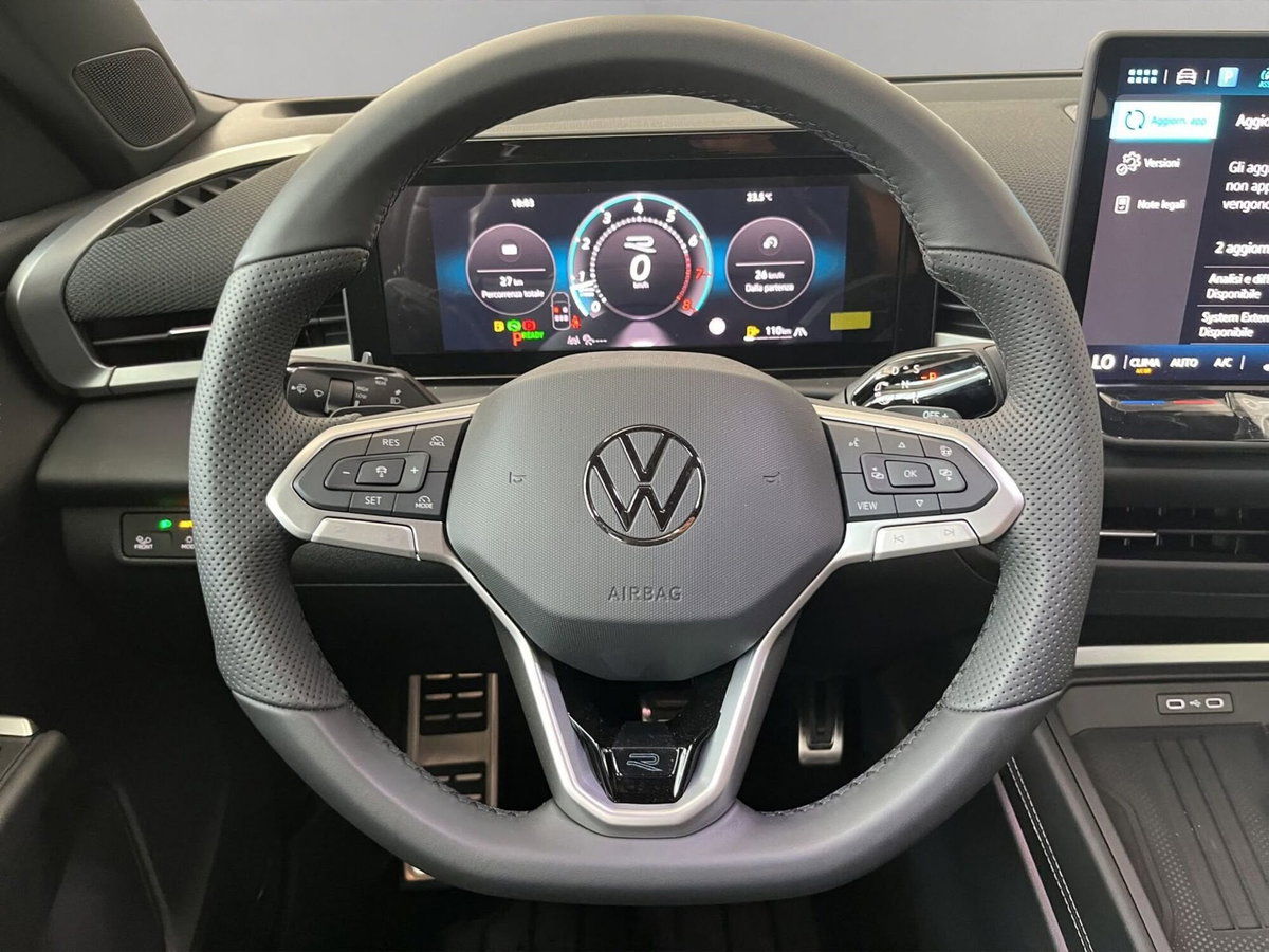 Volkswagen T-Roc 1.5 etsi R-Line 150cv dsg (13)