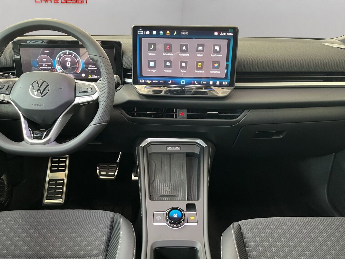 Volkswagen T-Roc 1.5 etsi R-Line 150cv dsg (16)