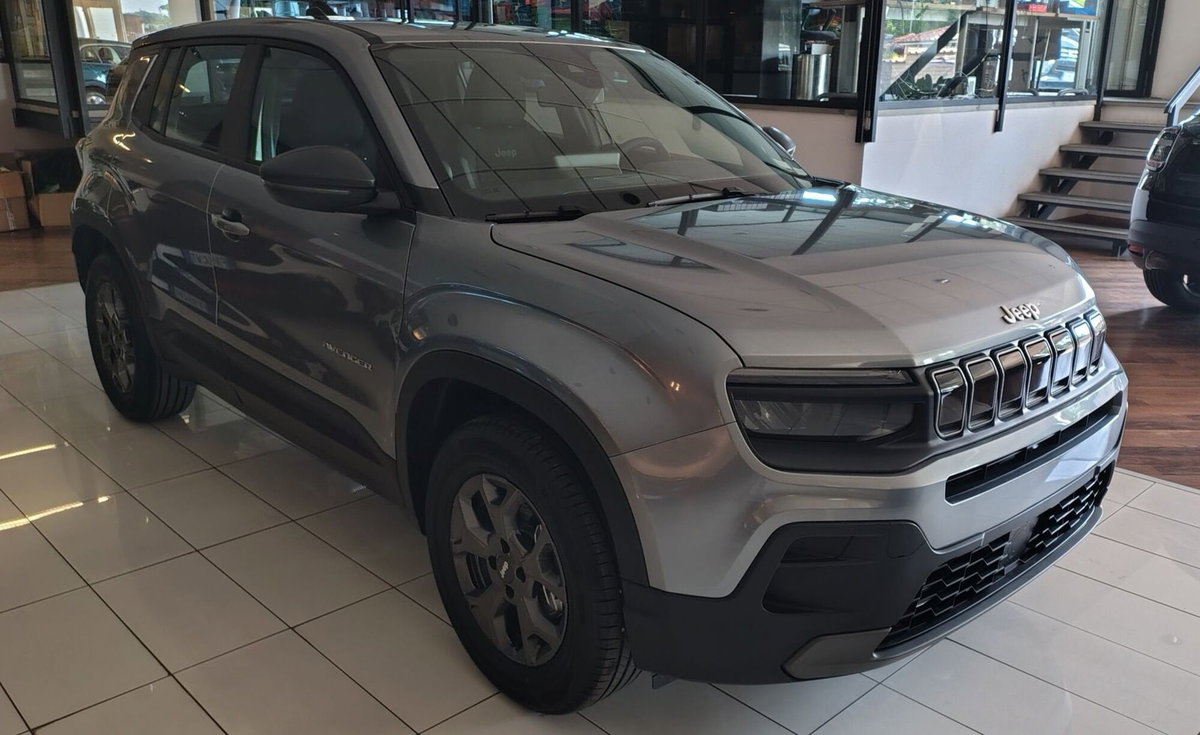 Jeep Avenger 1.2 turbo e-hybrid mhev Longitude fwd 110cv edct6 (2)
