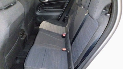 Jeep Avenger 1.2 turbo e-hybrid mhev Longitude fwd 110cv edct6 (12)