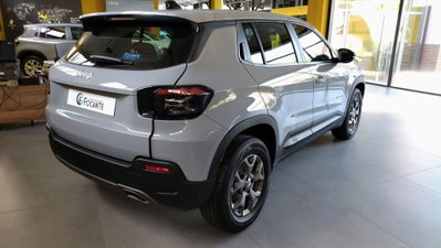 Jeep Avenger 1.2 turbo e-hybrid mhev Longitude fwd 110cv edct6 (16)