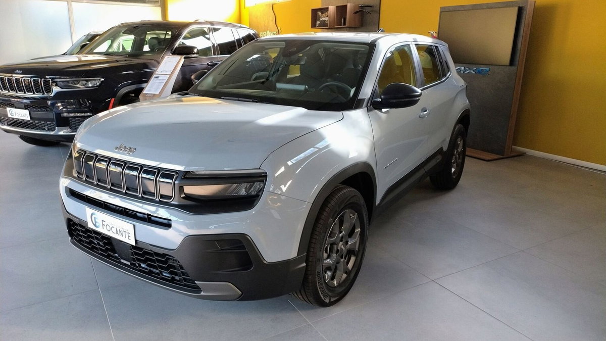 Jeep Avenger 1.2 turbo e-hybrid mhev Longitude fwd 110cv edct6 (2)
