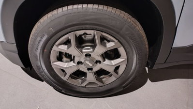 Jeep Avenger 1.2 turbo e-hybrid mhev Longitude fwd 110cv edct6 (7)