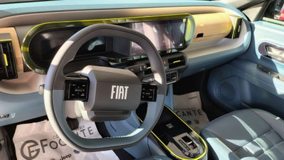 Fiat Grande Panda 1.2 hybrid La Prima 110cv edct (11)