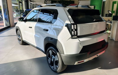 Fiat Grande Panda 1.2 hybrid La Prima 110cv edct (7)