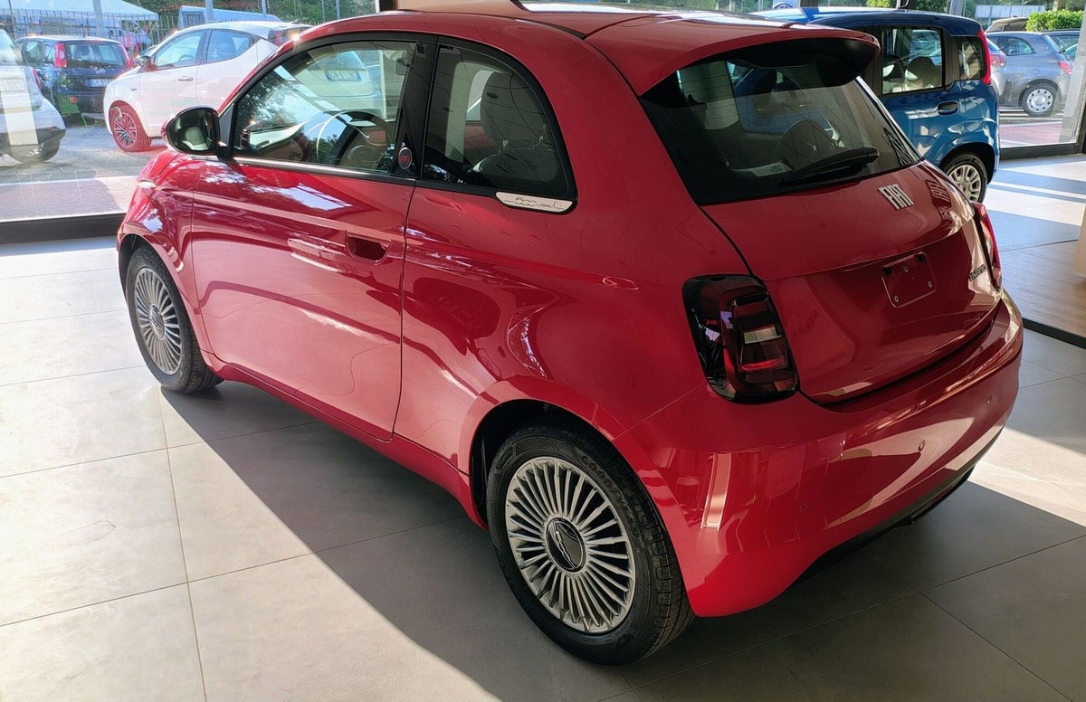 Fiat 500 1.0 hybrid Torino (4)