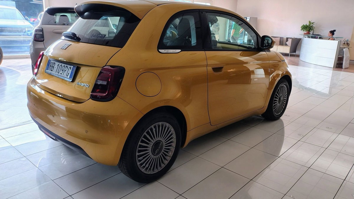 Fiat 500 1.0 hybrid Torino (4)