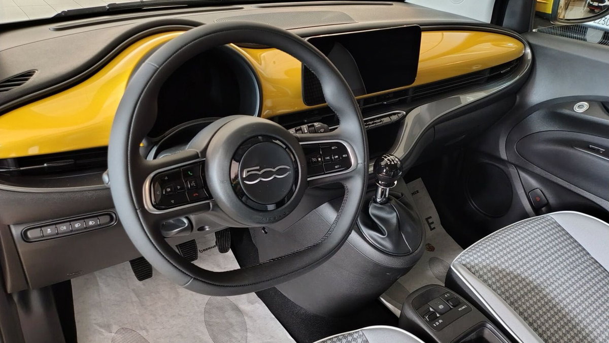 Fiat 500 1.0 hybrid Torino (8)