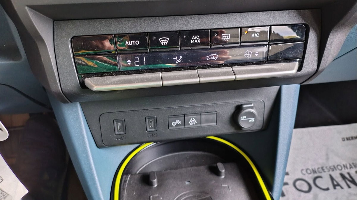 Fiat Grande Panda 1.2 hybrid La Prima 110cv edct (5)