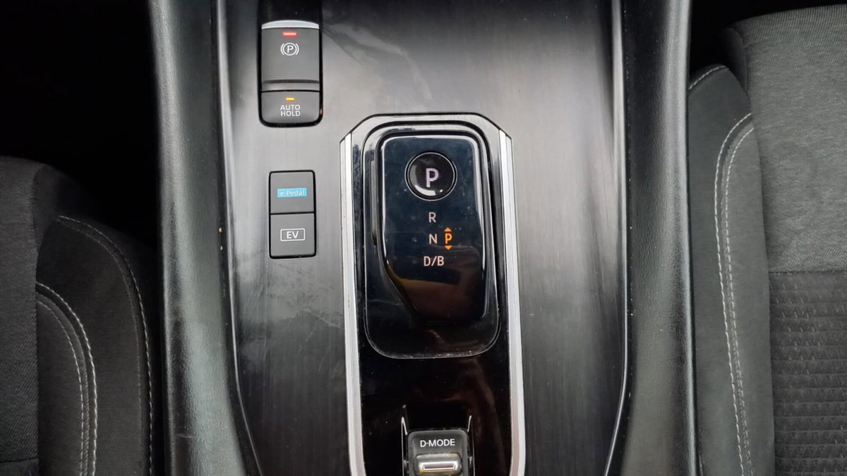 Nissan Qashqai 1.5 e-power N-Connecta 2wd (13)