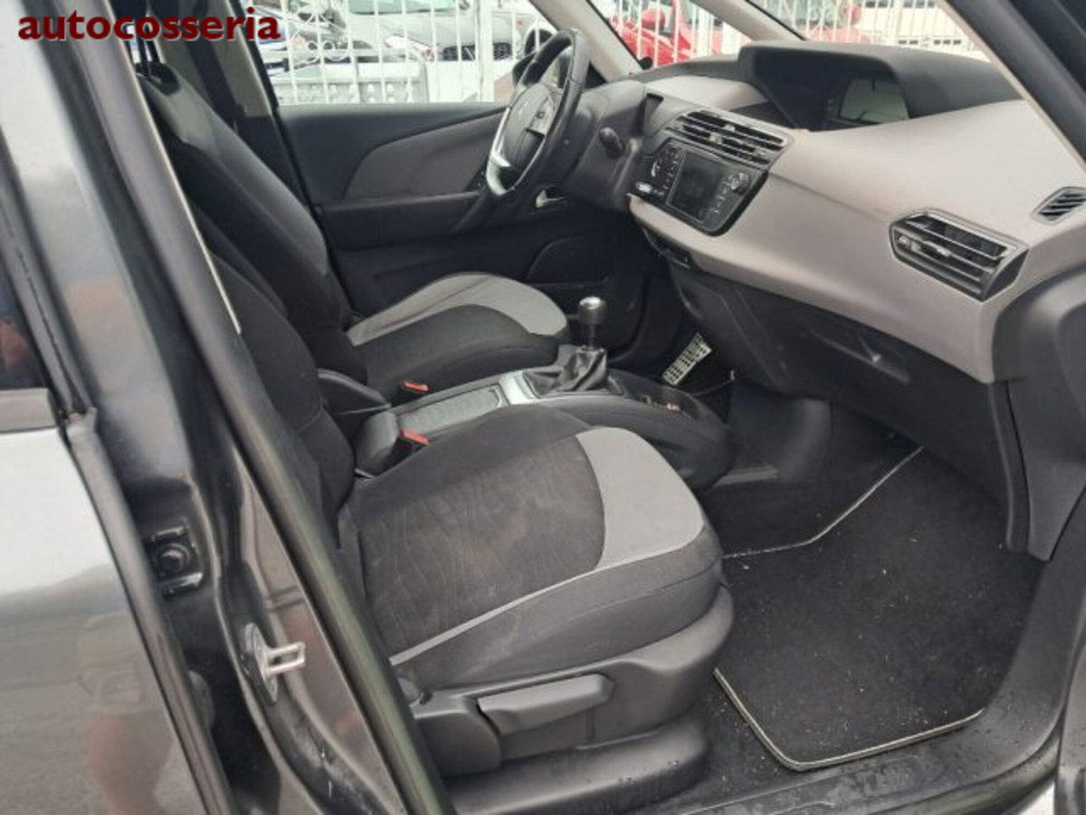 Citroen C4 Picasso 1.6 HDi 110 FAP Attraction (7)