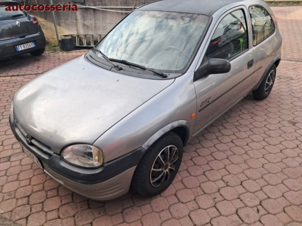 Opel Corsa 1.4i cat 3 porte Swing Più