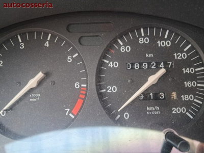 Opel Corsa 1.4i cat 3 porte Swing Più (5)