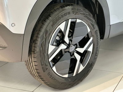 Peugeot 2008 1.2 turbo Allure 100cv (20)