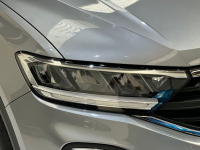 Volkswagen T-Roc 1.5 tsi Life dsg (16)
