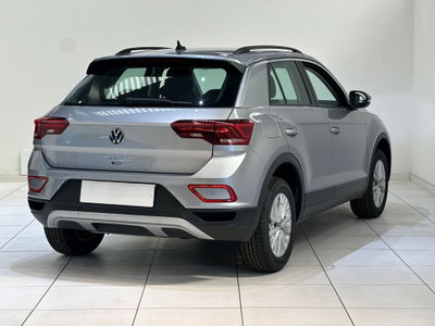 Volkswagen T-Roc 1.5 tsi Life dsg (4)