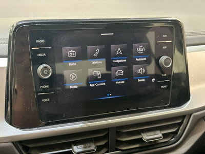 Volkswagen T-Roc 1.5 tsi Life dsg (7)