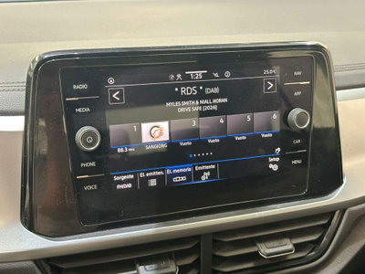 Volkswagen T-Roc 1.5 tsi Life dsg (8)