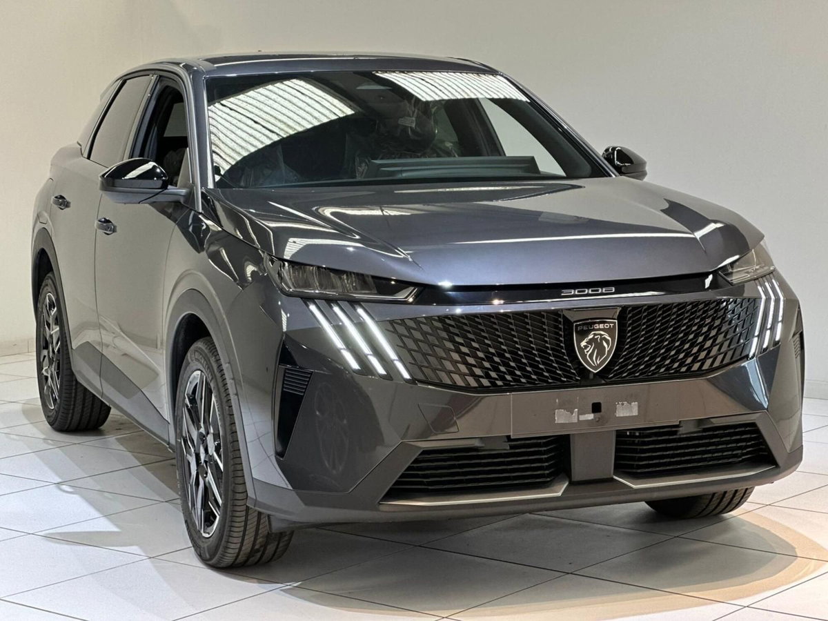 Peugeot 3008 1.2 hybrid Allure 145cv e-dcs6 (3)