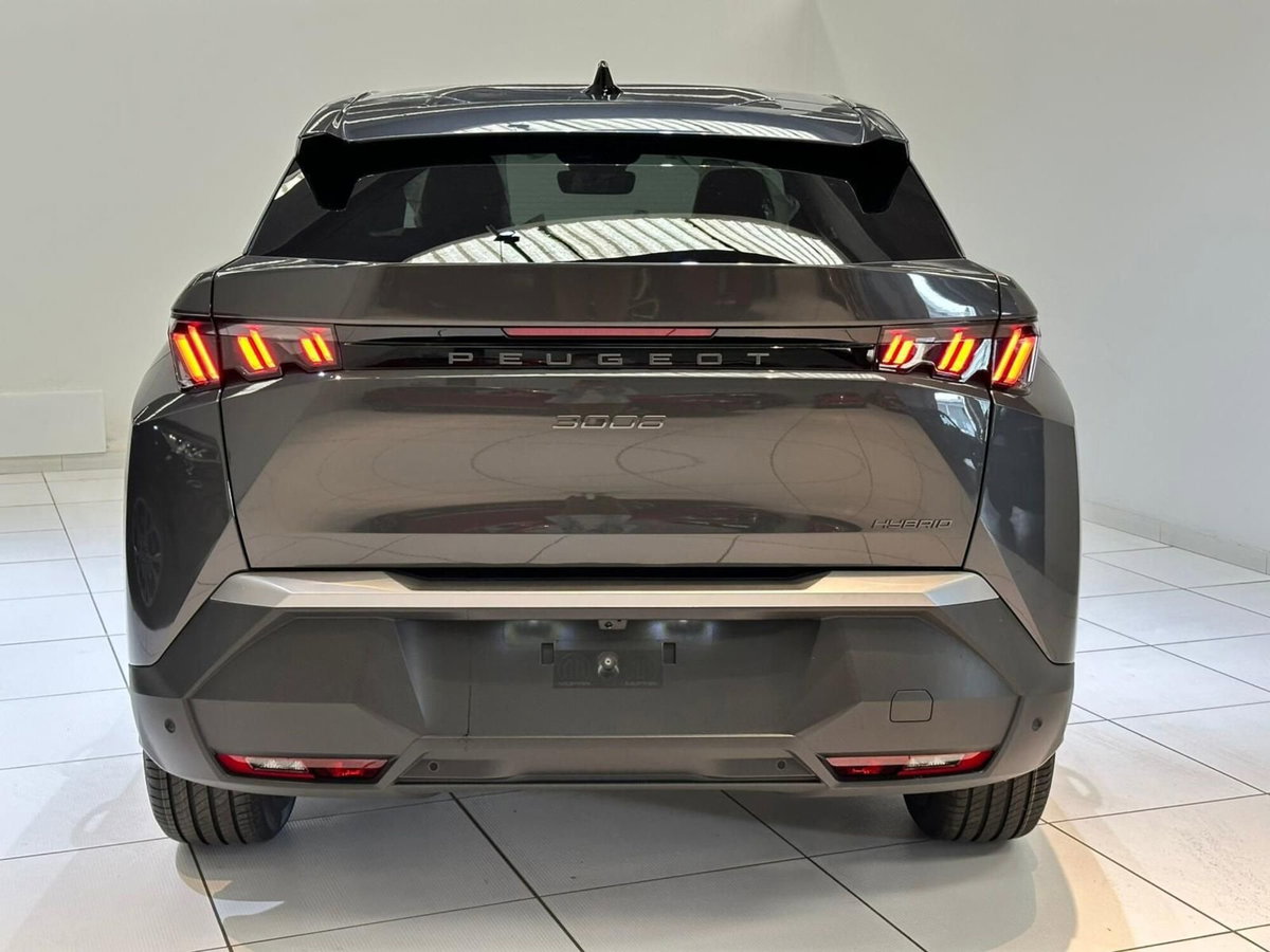 Peugeot 3008 1.2 hybrid Allure 145cv e-dcs6 (5)