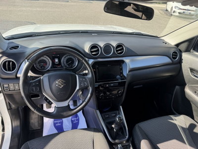 Suzuki Vitara 1.0 Boosterjet Cool (13)