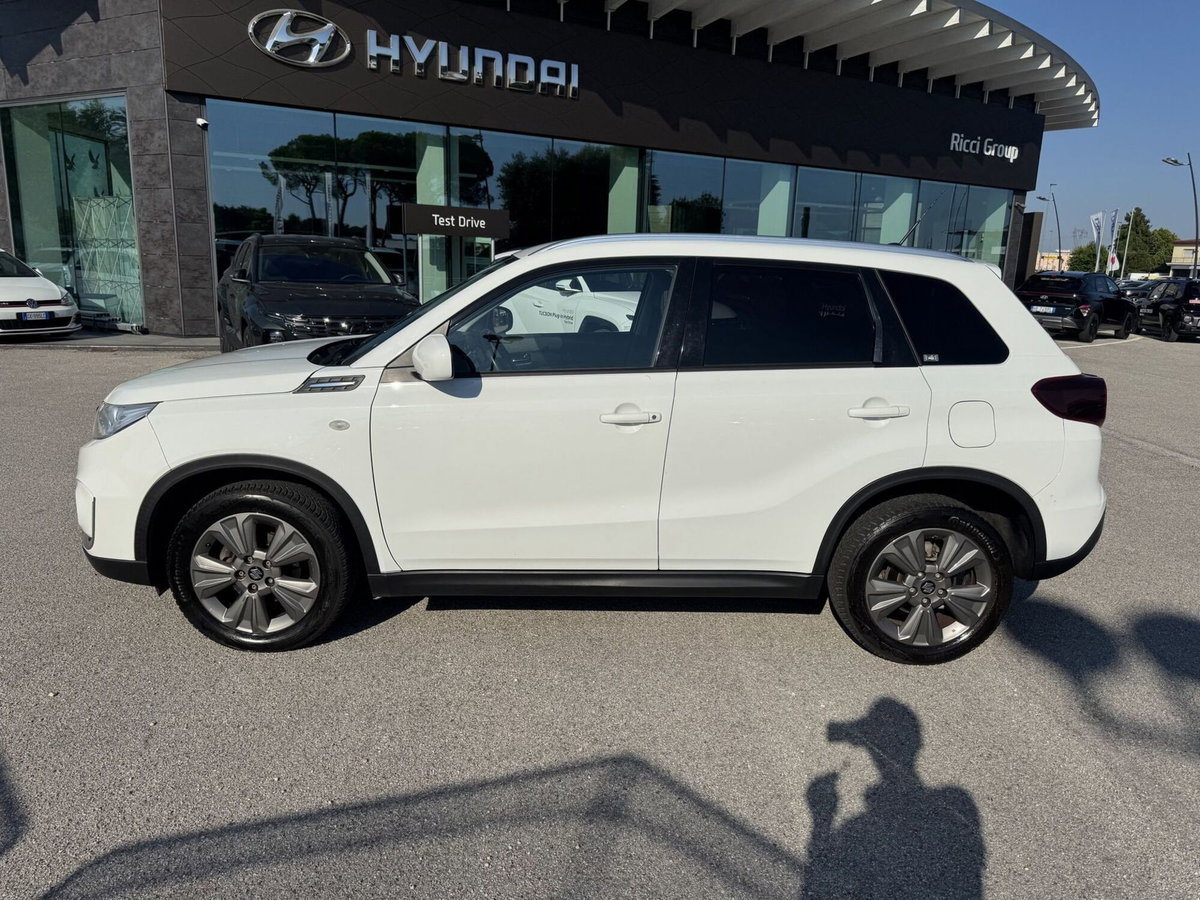 Suzuki Vitara 1.0 Boosterjet Cool (2)
