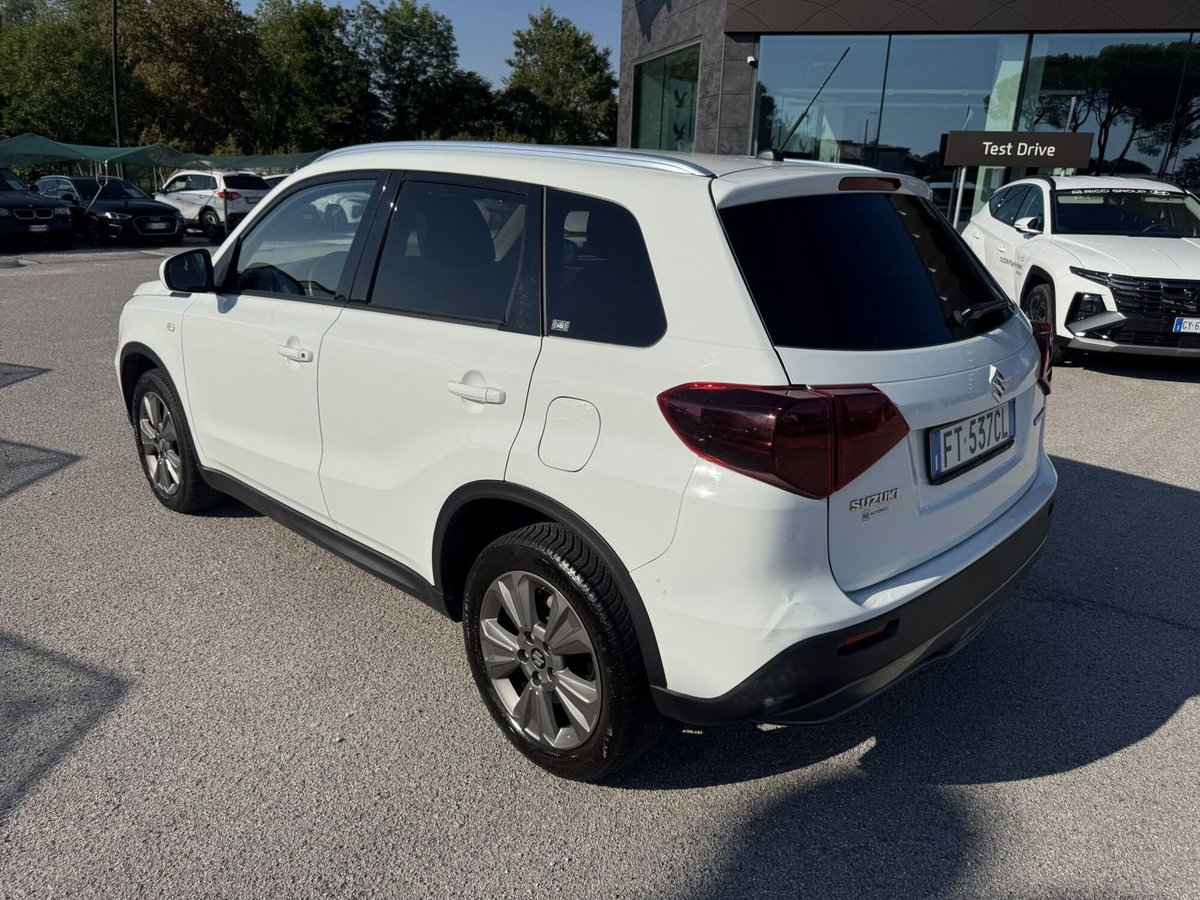 Suzuki Vitara 1.0 Boosterjet Cool (3)