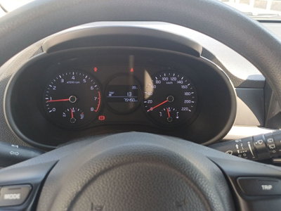 Kia Picanto 1.0 12V 5 porte AMT Urban (15)