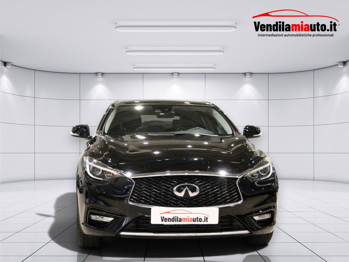 Infiniti Q30 1.5 diesel Business (3)
