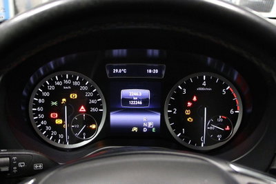 Infiniti Q30 1.5 diesel Business (9)
