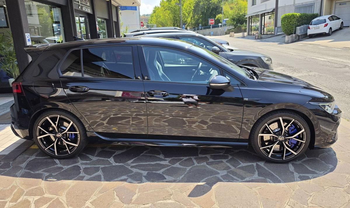Volkswagen Golf 2.0 TSI R DSG 4Motion (4)