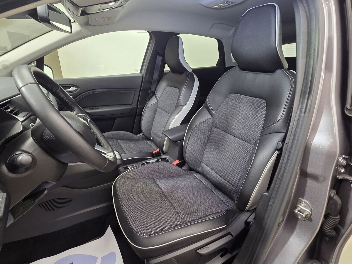 Renault Captur Full Hybrid E-Tech 145 CV Techno (6)