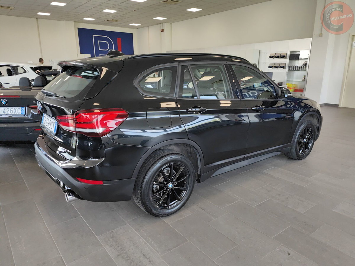 BMW X1 sDrive18d (8)