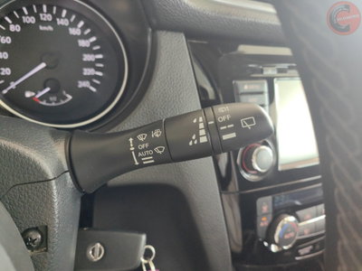 Nissan Qashqai 1.5 dCi 115 CV DCT N-Connecta (18)