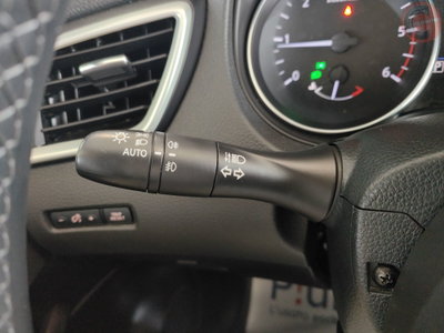 Nissan Qashqai 1.5 dCi 115 CV DCT N-Connecta (19)