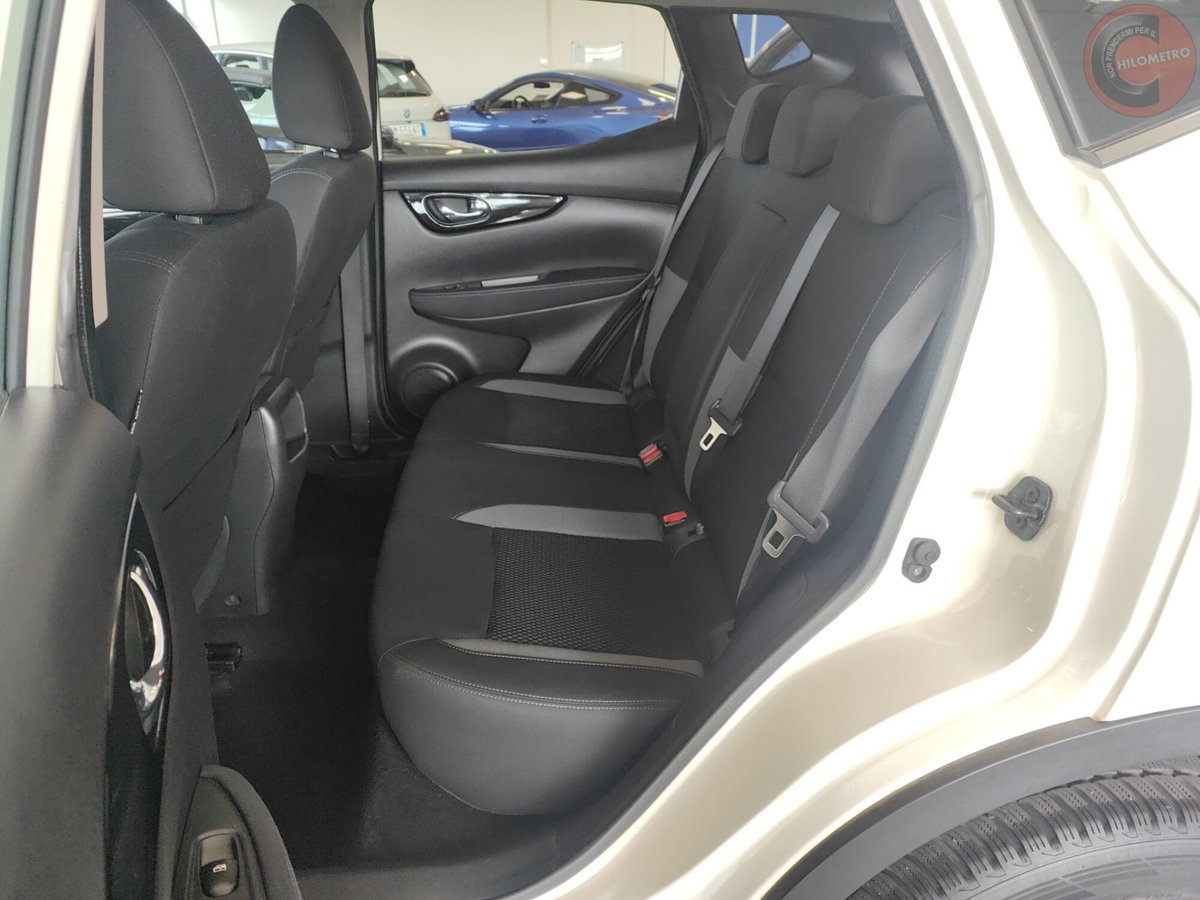 Nissan Qashqai 1.5 dCi 115 CV DCT N-Connecta (7)
