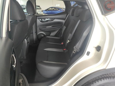 Nissan Qashqai 1.5 dCi 115 CV DCT N-Connecta (7)