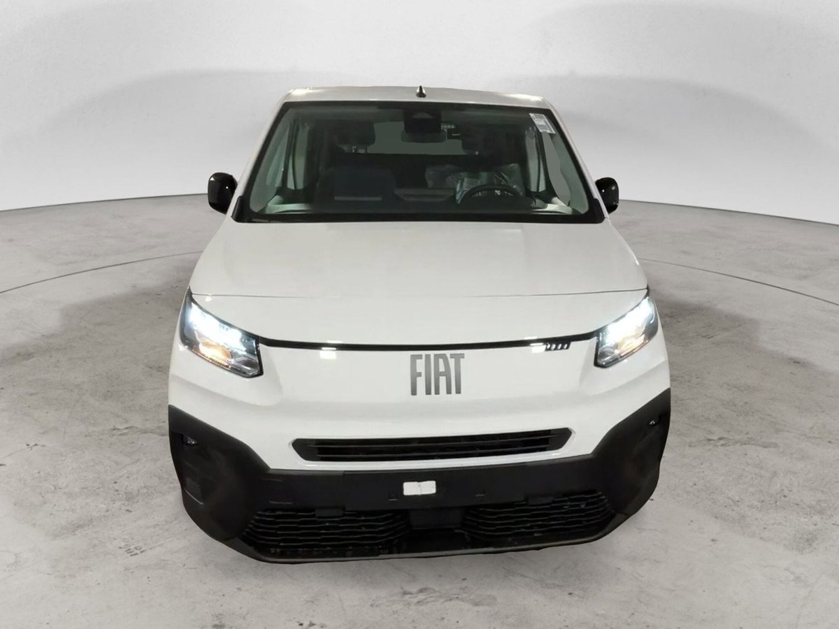 Fiat Doblò Furgone van d.cab XL 1.5 diesel 130cv auto (2)