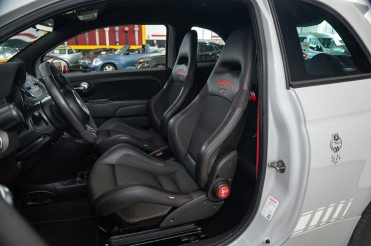 Abarth 595 595 1.4 Turbo T-Jet 180 CV Competizione (3)