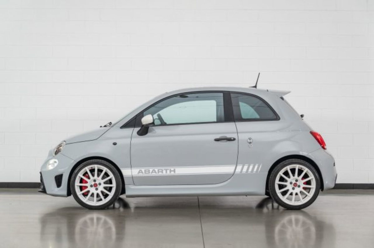 Abarth 595 595 1.4 Turbo T-Jet 180 CV Esseesse (10)