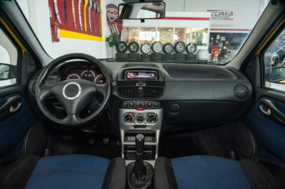 Fiat Punto 1.8 16V 3 porte HGT (2)