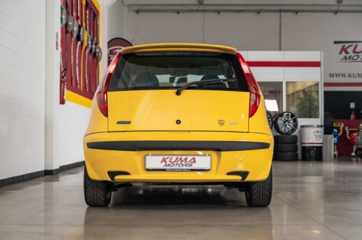 Fiat Punto 1.8 16V 3 porte HGT (8)