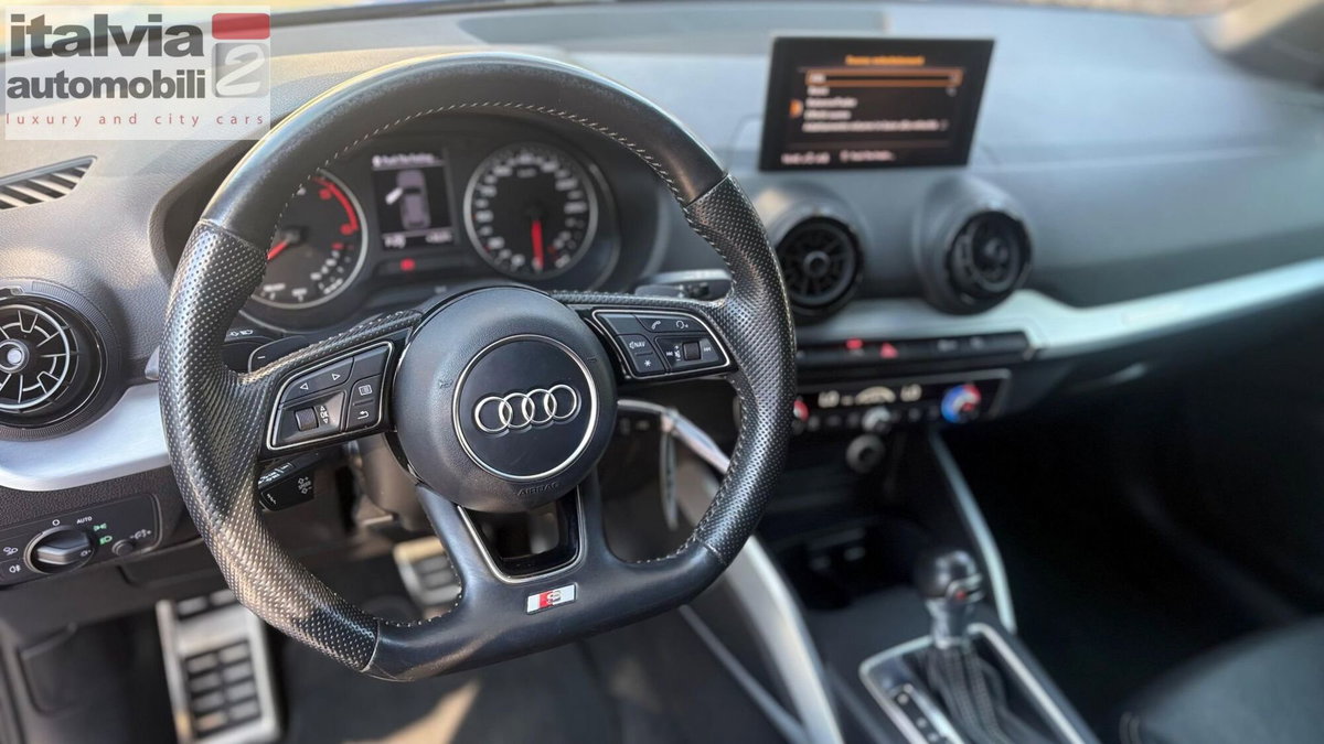 Audi Q2 Q2 35 TDI (17)