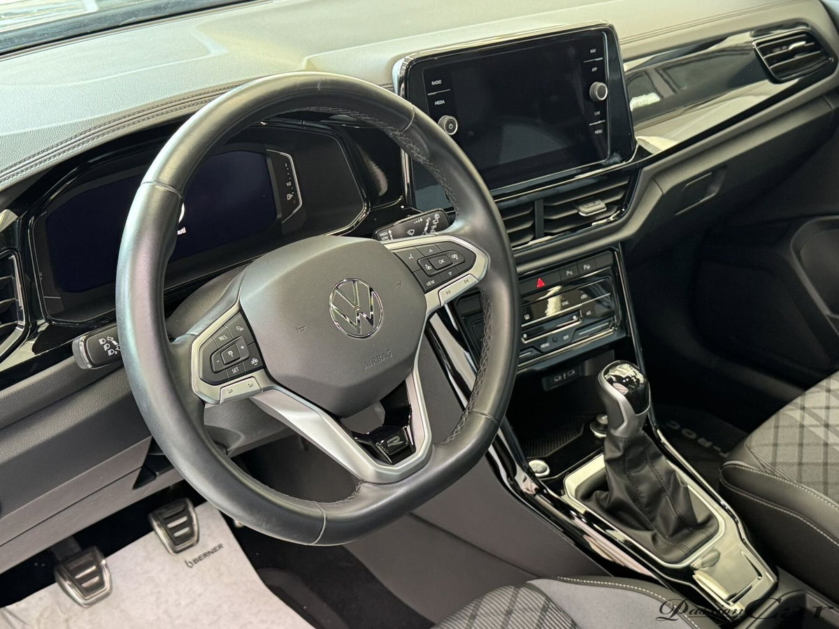 Volkswagen T-Roc 1.5 tsi R-Line (11)