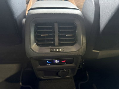 Volkswagen Tiguan Allspace 2.0 TDI SCR DSG 4MOTION R-Line (14)
