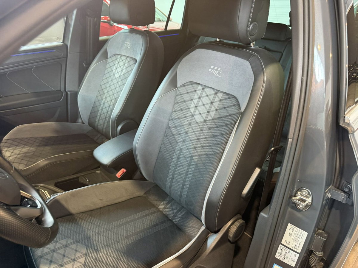 Volkswagen Tiguan Allspace 2.0 TDI SCR DSG 4MOTION R-Line (17)