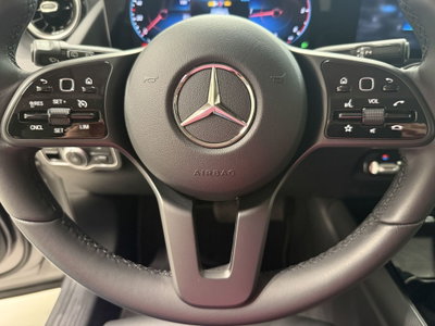 Mercedes-Benz GLA SUV 180 d Automatic Premium (10)