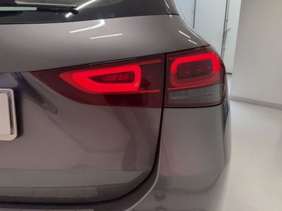 Mercedes-Benz GLA SUV 180 d Automatic Premium (20)